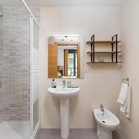Piso Diseno Con Piscina Y Garaje *
