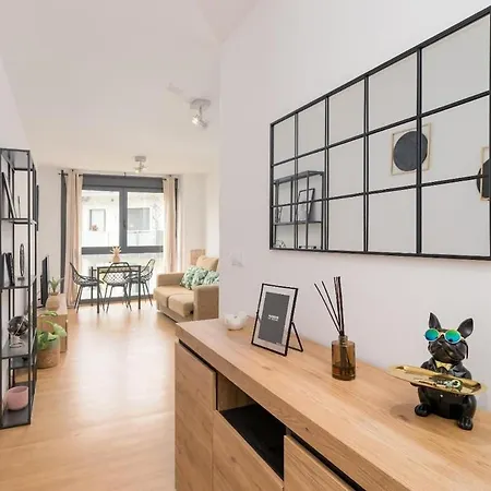 Piso Diseno Con Piscina Y Garaje * רמאלס דה לה ויקטוריה