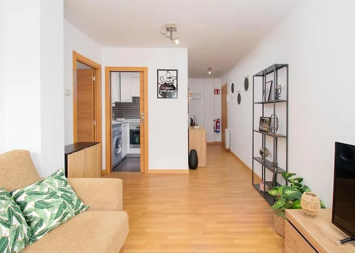 Piso Diseno Con Piscina Y Garaje 아파트 *